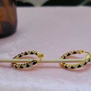 🔥Sterling silver Hoops over gold And Moissenite Stones.